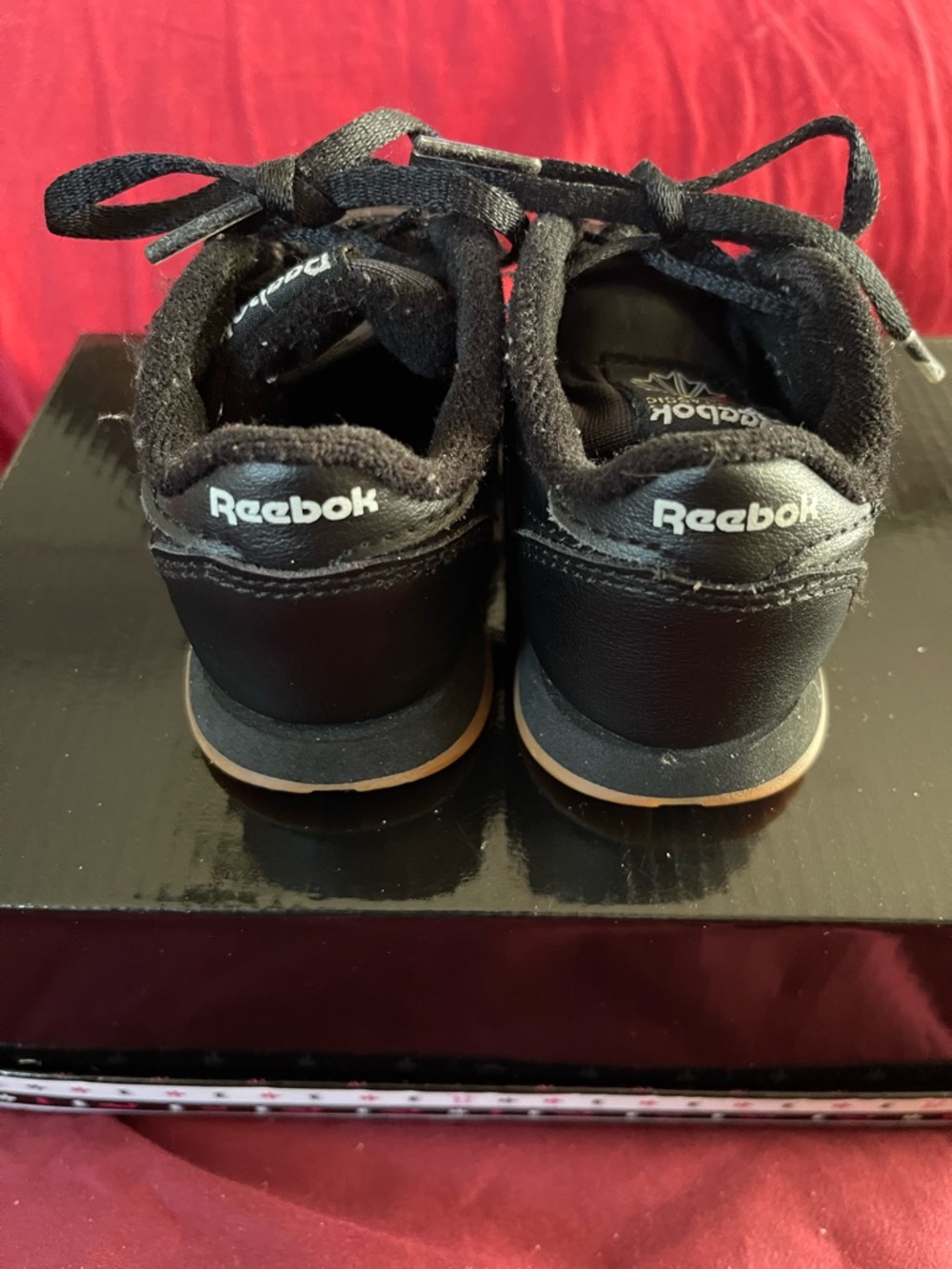 Reebok toddler Black Leather Sneakers with Gum Outsole - Picture 3 of 6